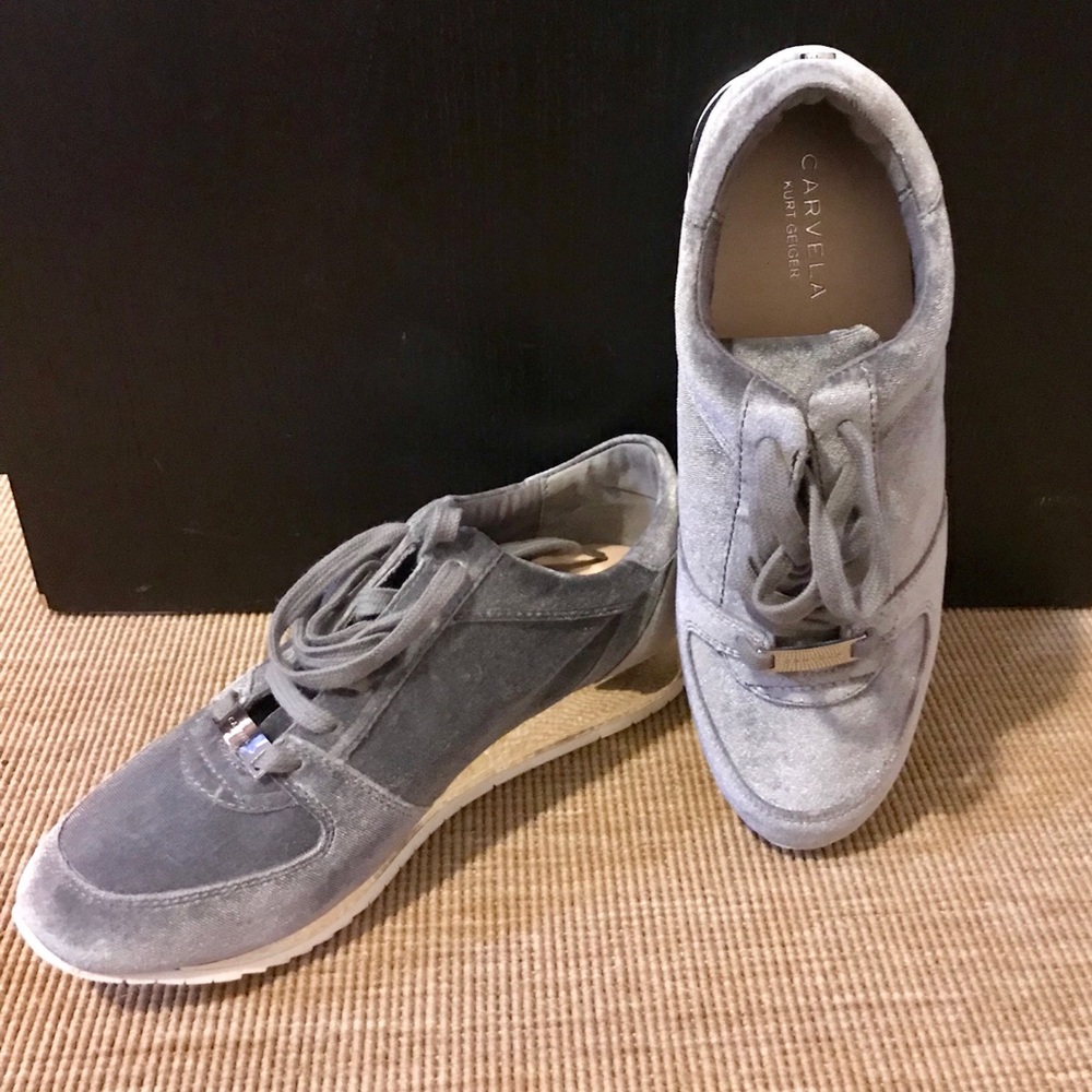 *Never Worn* Carvela Kurt Geiger Velvet Trainers